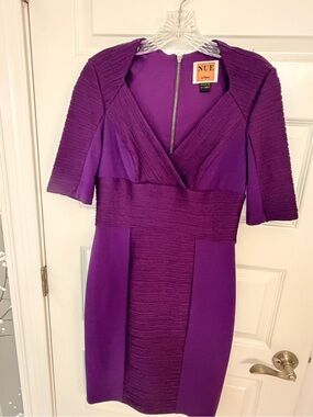 NUE by Shani Purple V-Neck Textured Sheath Dress